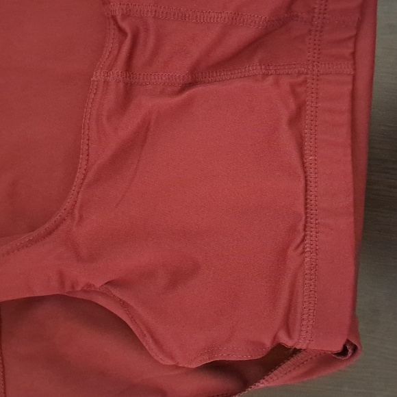 Tank top - Picture 5 of 6